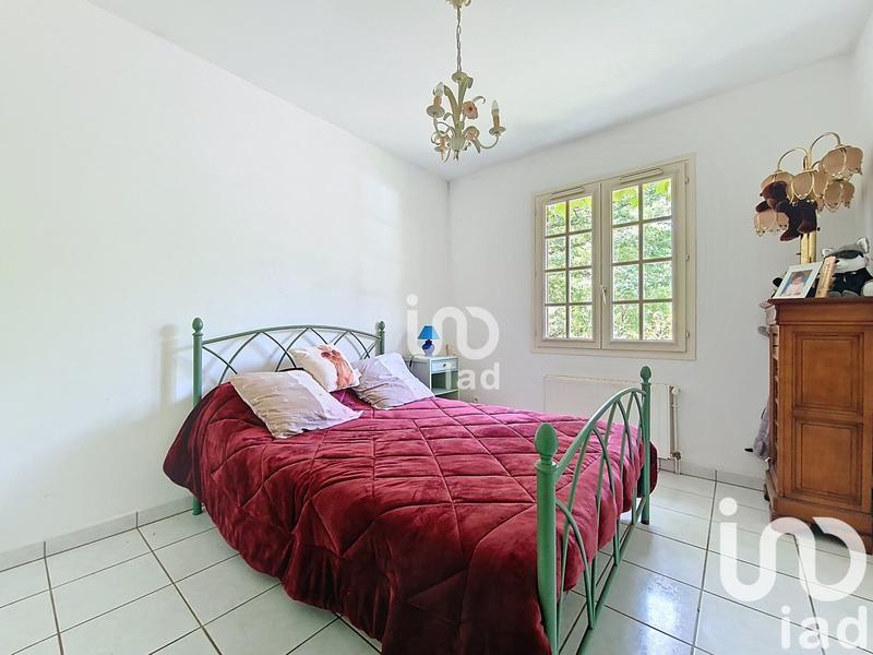 Maison - 180 m² - 8 pièces