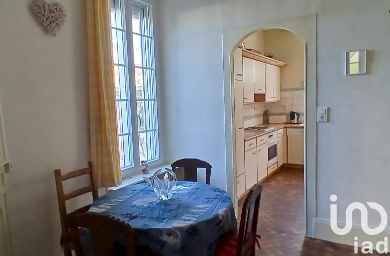 Maison - 173 m² - 8 pièces