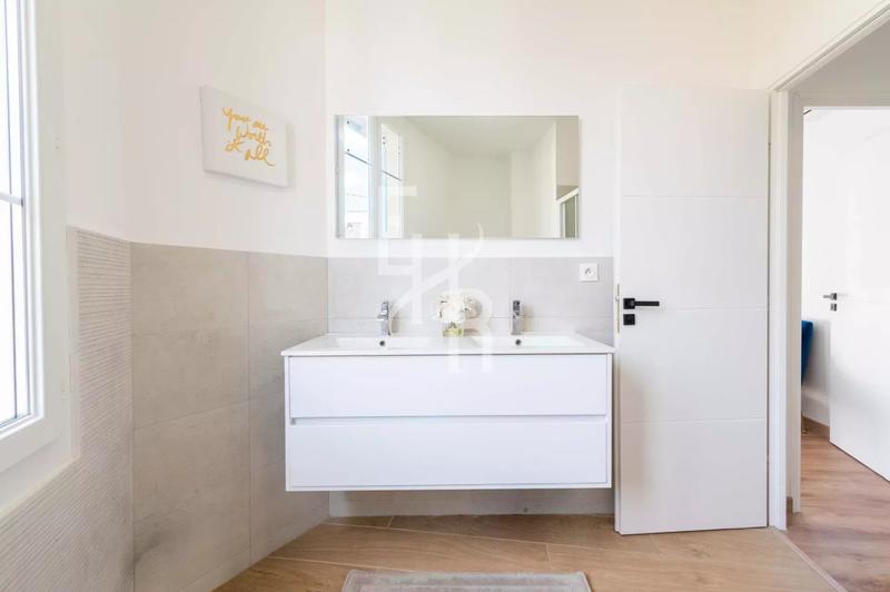 Maison de ville - 110 m² - 5 pièces