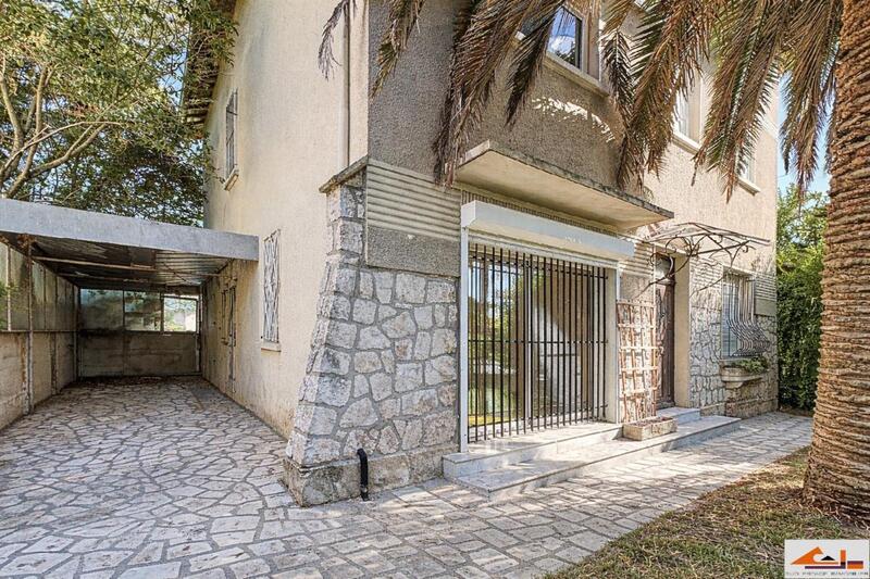 Villa - 150 m² - 7 pièces