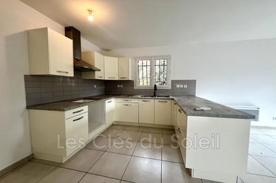 Villa - 111 m² - 5 pièces