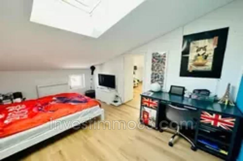 Maison de village - 85 m² - 5 pièces