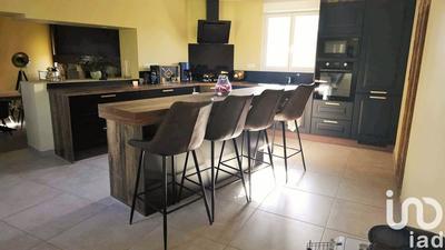 Maison - 146 m² - 4 pièces