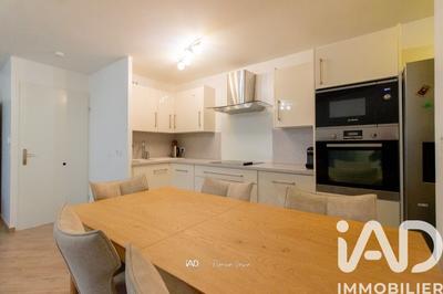 Appartement - 85 m² - 4 pièces