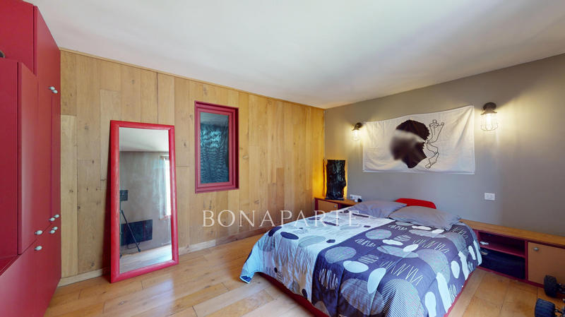 Maison - 189 m² - 8 pièces