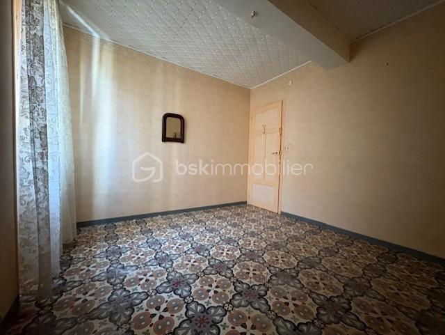 Maison de village - 86 m² - 6 pièces