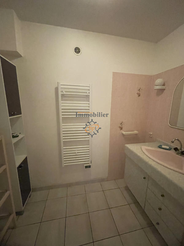 Appartement - 77 m² - 4 pièces