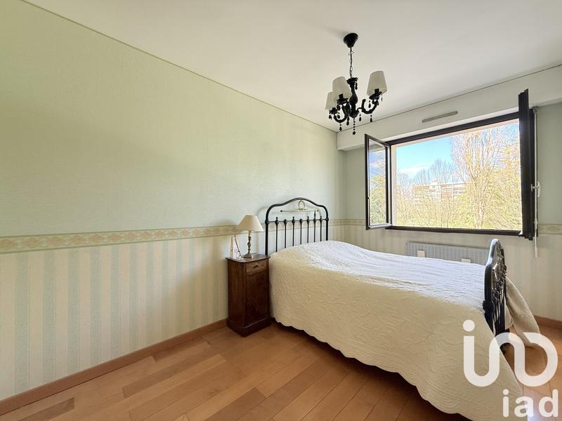 Appartement - 101 m² - 5 pièces