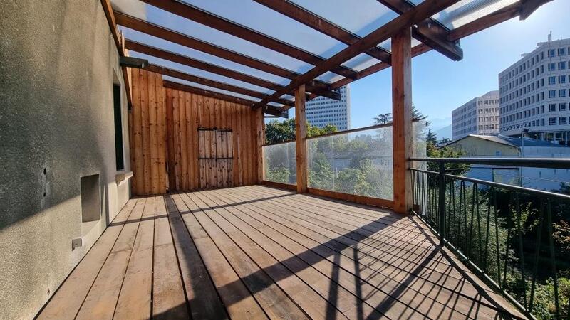 Appartement ancien - 134 m² - 4 pièces