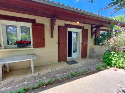 Maison - 95 m² - 3 pièces