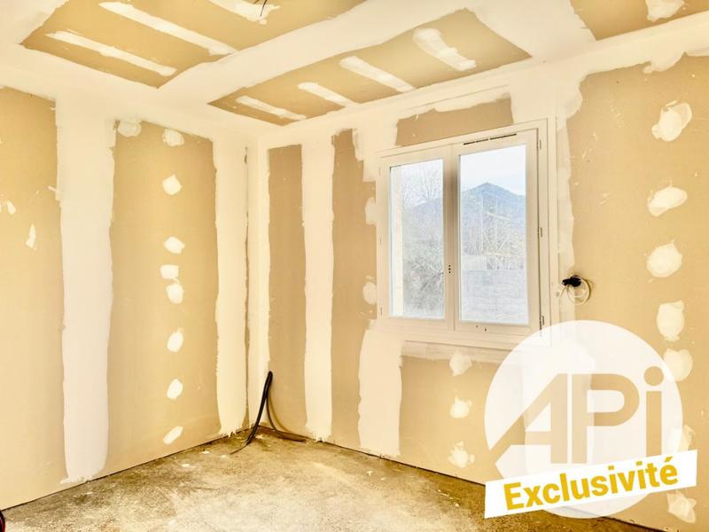 Maison - 170 m² - 8 pièces