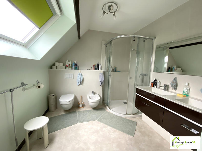 Villa - 220 m² - 7 pièces