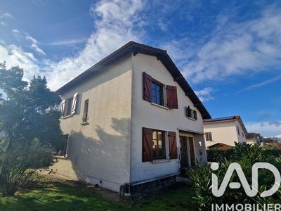 Maison - 112 m² - 5 pièces