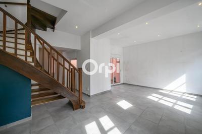 Maison - 95 m² - 5 pièces