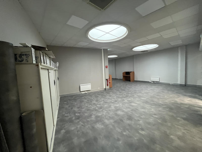 Bureau - 180 m²