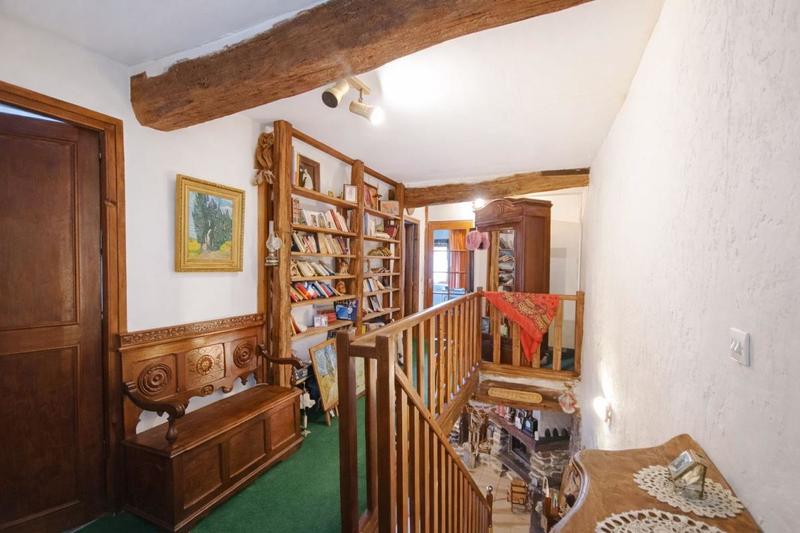 Maison - 144 m² - 4 pièces