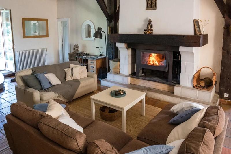 Maison - 370 m² - 9 pièces