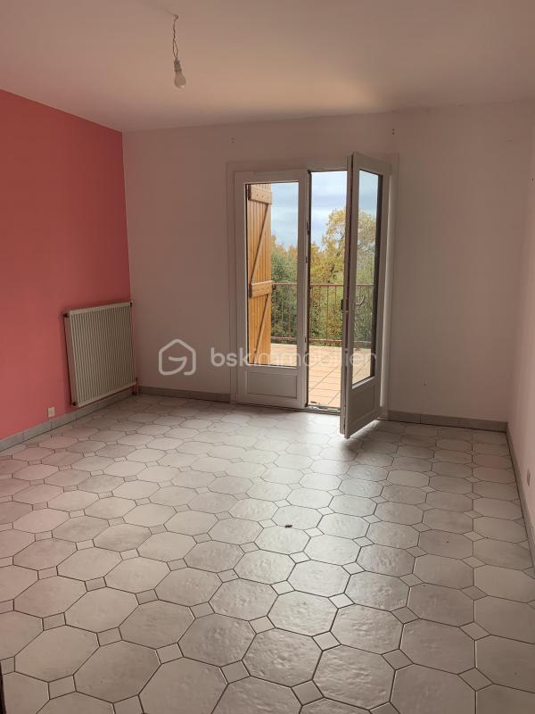 Demeure - 130 m² - 5 pièces