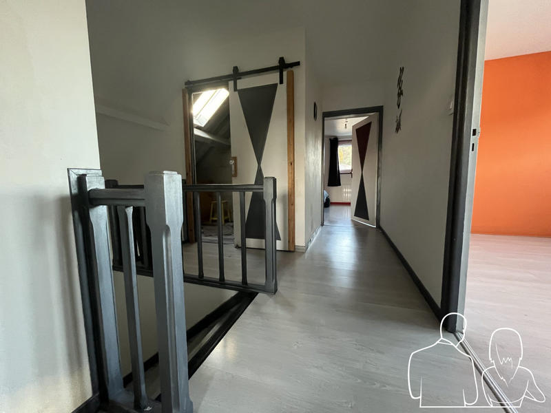 Maison traditionnelle - 156 m² - 5 pièces