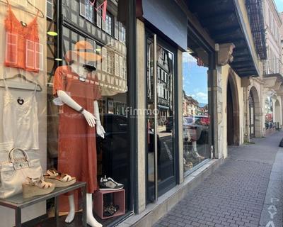 Fonds de commerce - Bureau - 66 m²