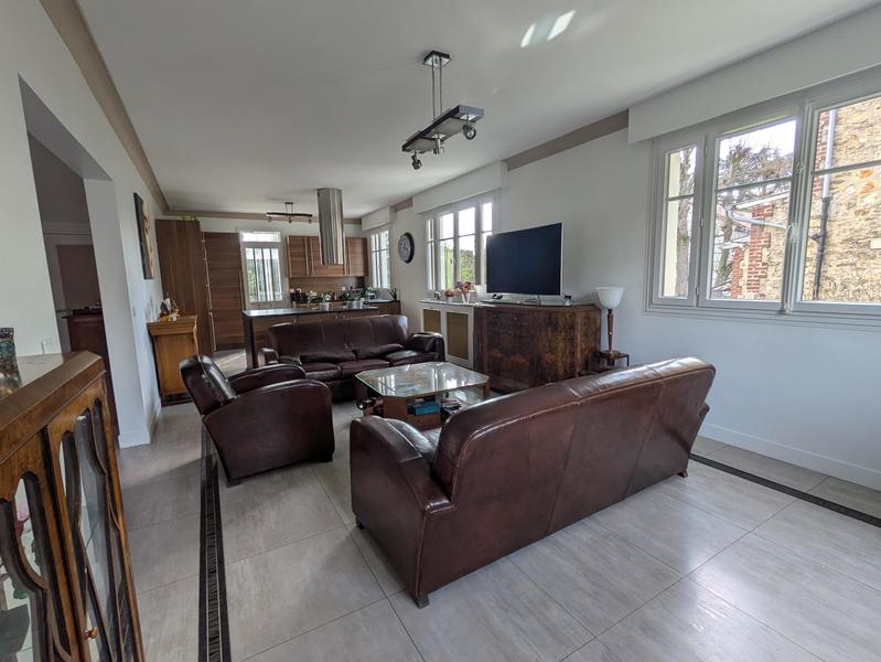 Maison - 188 m² - 7 pièces