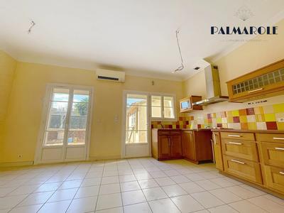 Maison de ville - 102 m² - 3 pièces