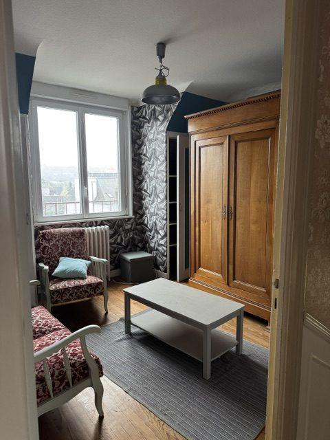 Maison traditionnelle - 132 m² - 6 pièces