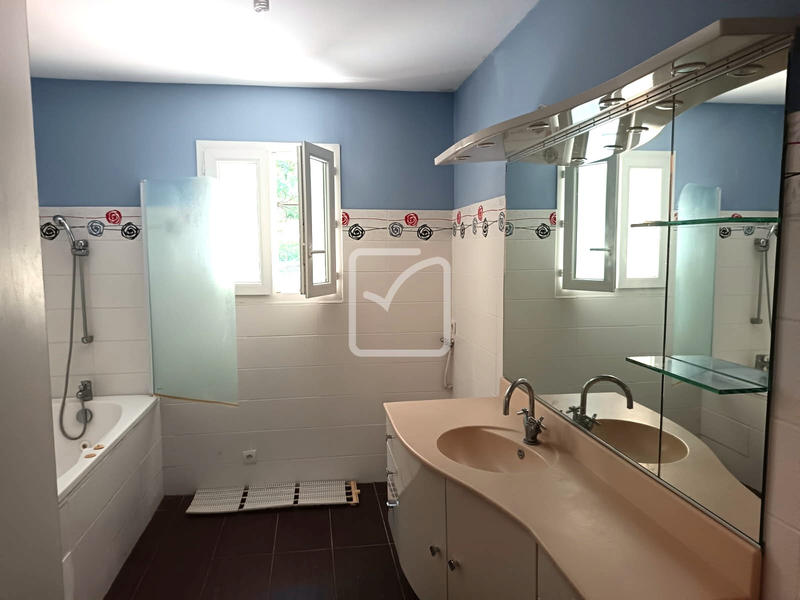 Maison - 113 m² - 5 pièces