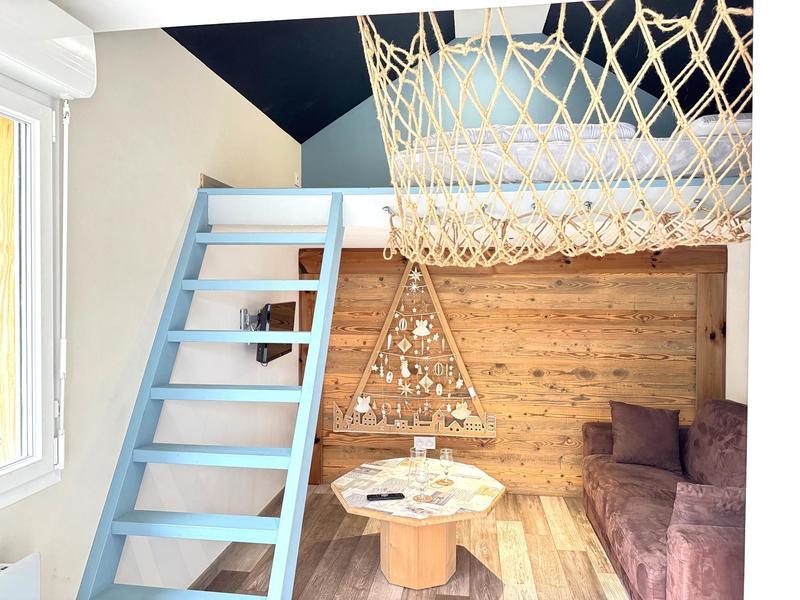 Maison - 210 m² - 7 pièces