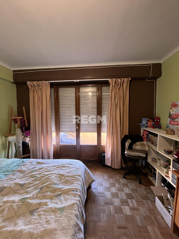 Appartement - 112 m² - 5 pièces