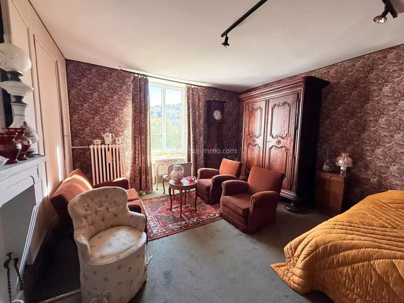 Maison - 450 m² - 14 pièces