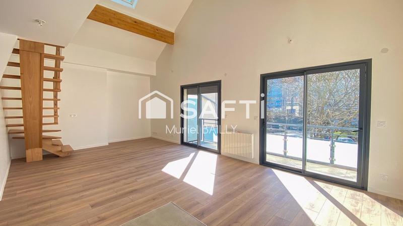 Appartement - 111 m² - 4 pièces