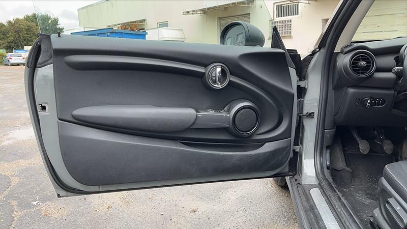 Mini Mini III 1.5 i 75 One