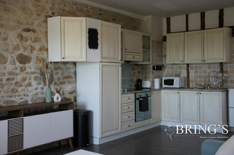 Maison - 215 m² - 8 pièces