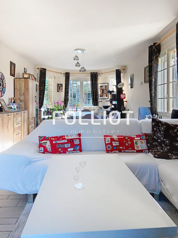 Maison - 174 m² - 5 pièces