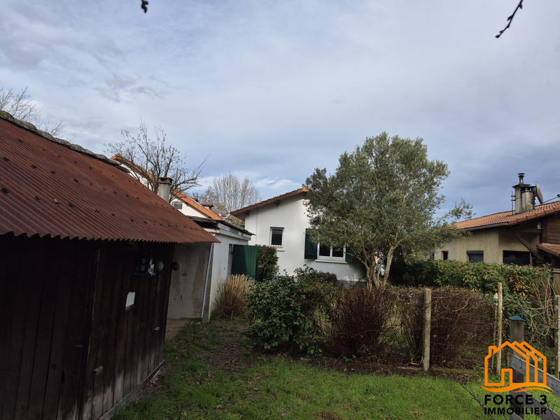 Maison traditionnelle - 94 m² - 4 pièces