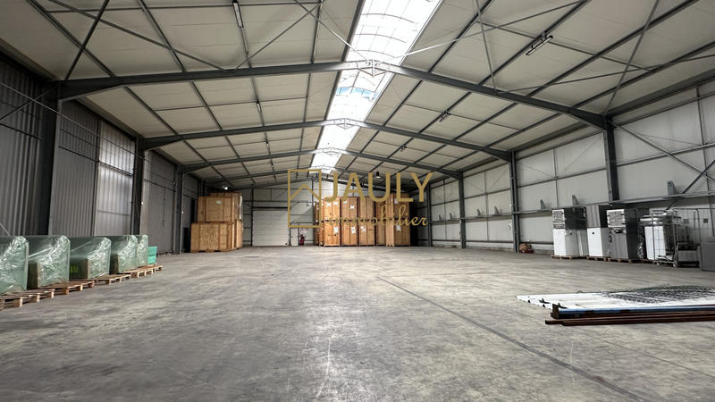 Entrepôt - 5 520 m²