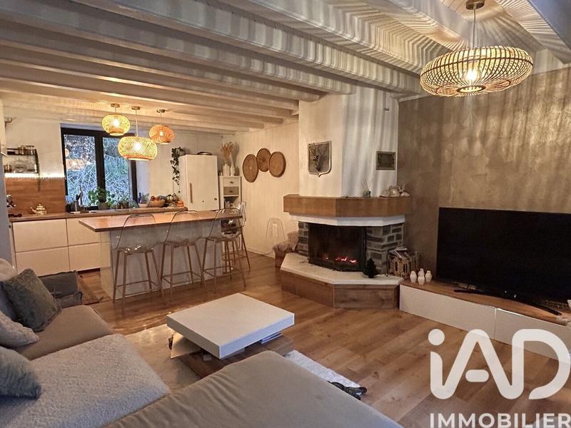 Maison - 90 m² - 4 pièces