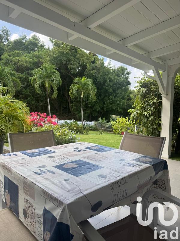 Maison - 200 m² - 10 pièces