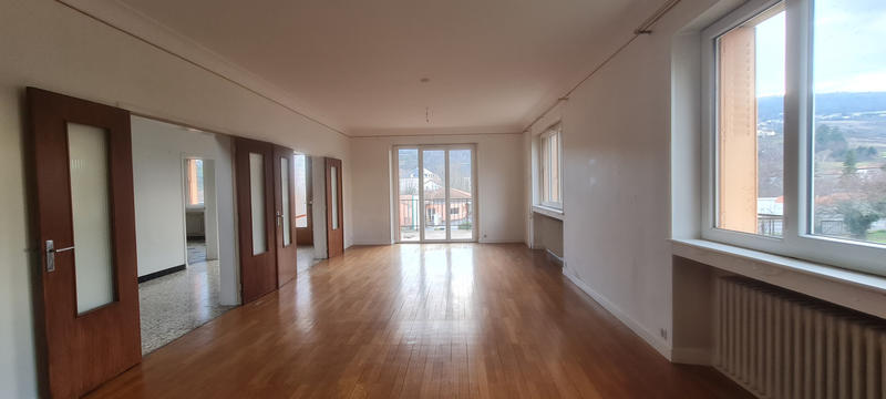 Maison - 249 m² - 9 pièces