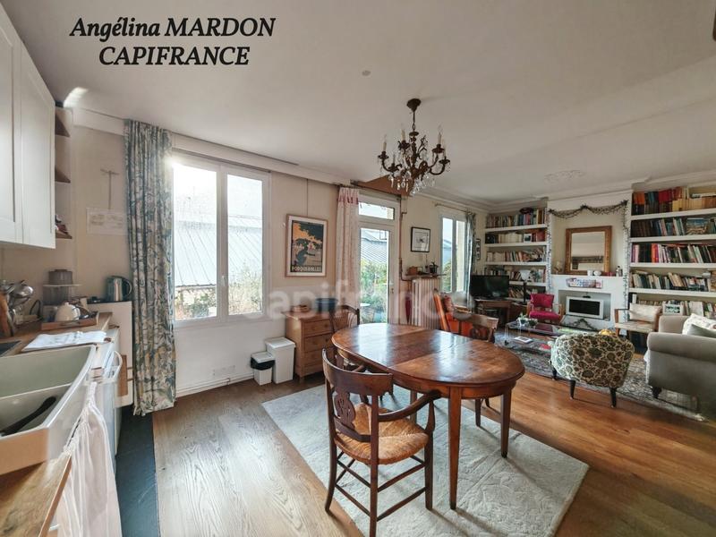 Maison de ville - 107 m² - 4 pièces