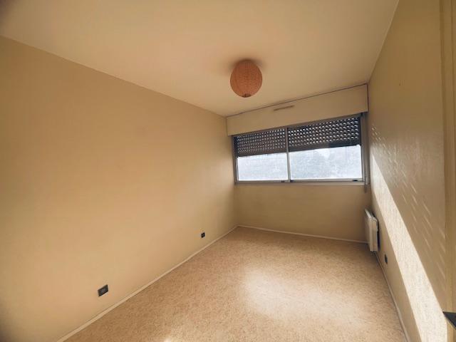 Appartement ancien - 86 m² - 5 pièces