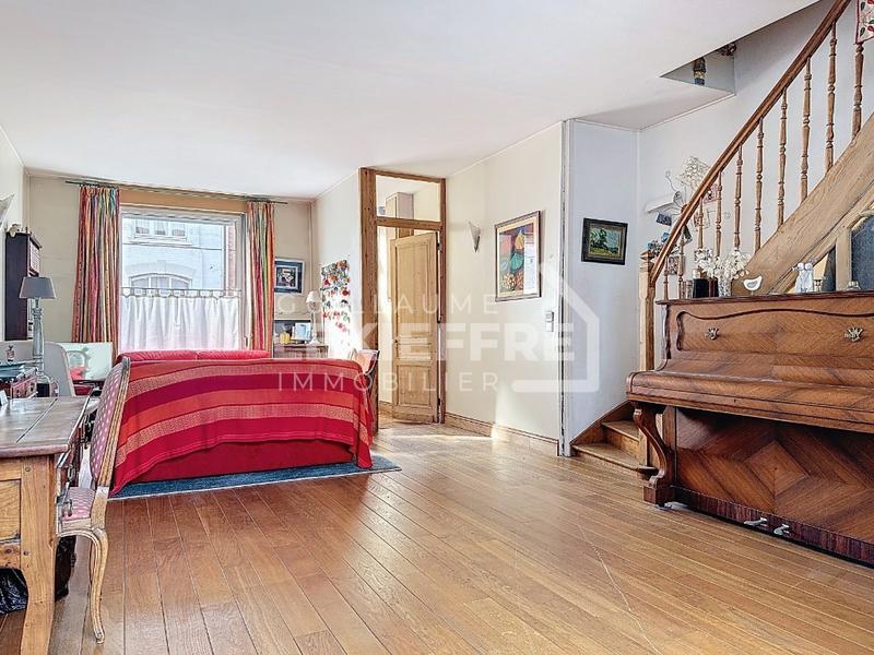 Maison - 120 m² - 5 pièces