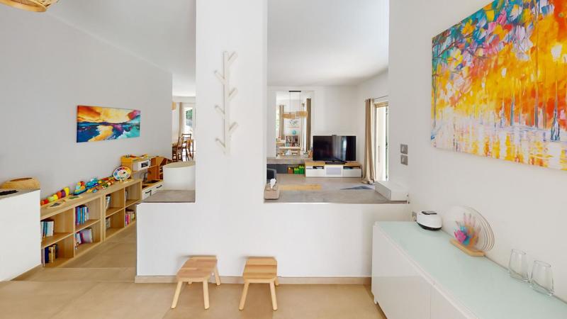 Villa - 204 m² - 6 pièces