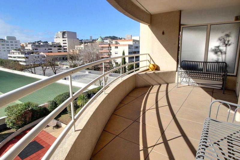 Appartement - 94 m² - 3 pièces