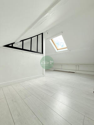 Maison - 83 m² - 4 pièces