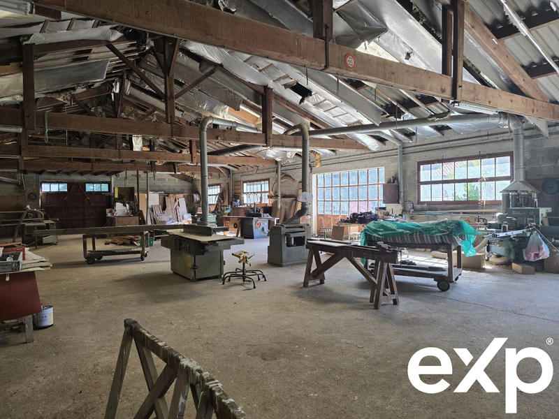 Maison - 315 m² - 10 pièces