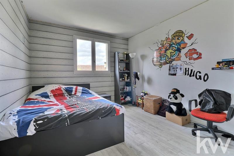 Maison - 145 m² - 7 pièces