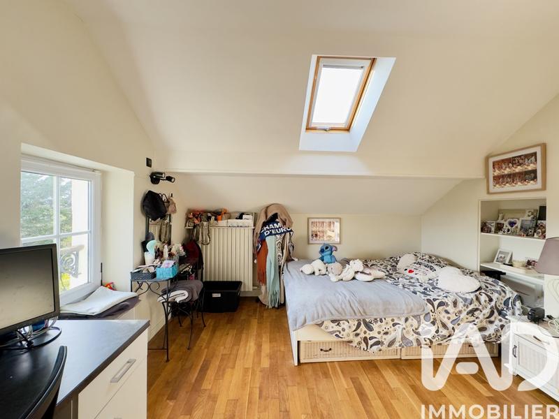 Maison - 200 m² - 8 pièces