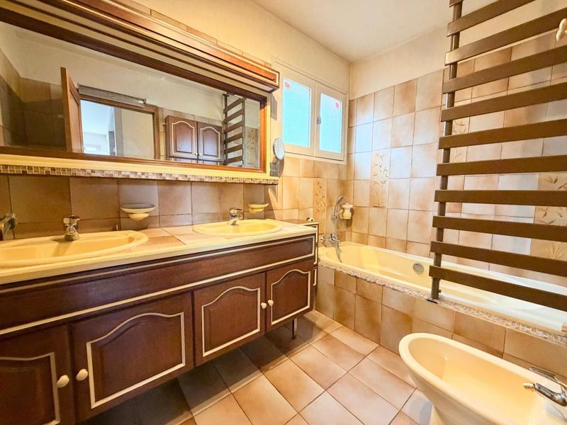 Maison - 75 m² - 3 pièces